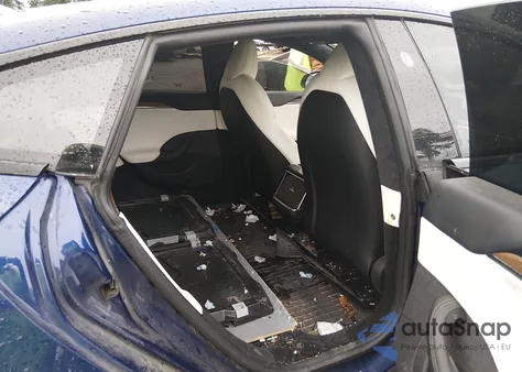 2021 Tesla Model S Long Range Dual Motor All-Wheel Drive z USA, uszkodzony, nr VIN 5YJSA1E50MF428352